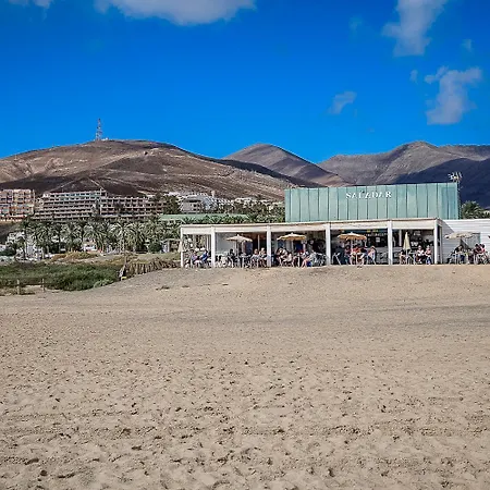 펜션 Afreen Playa